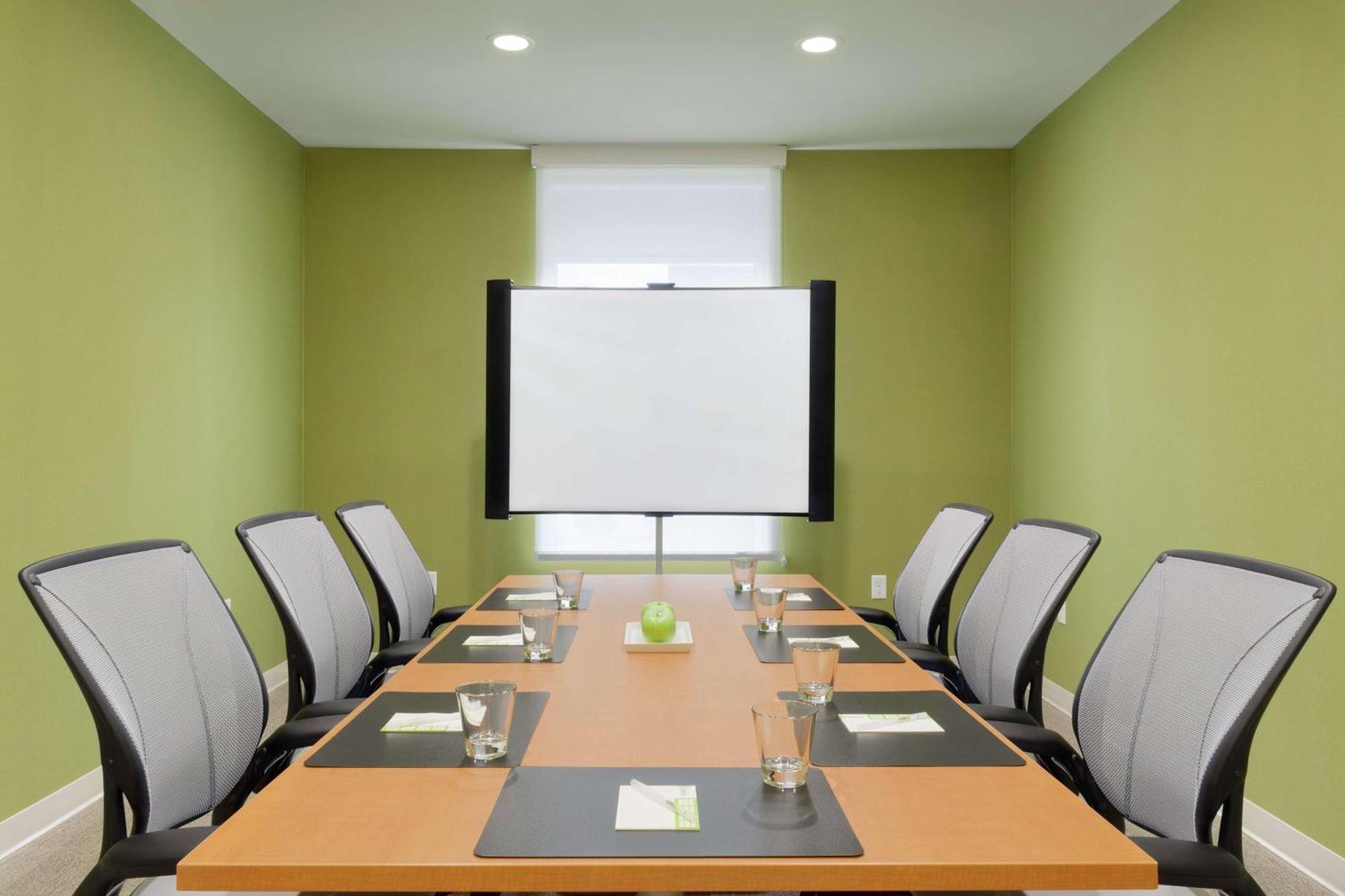 Home2 Suites By Hilton Canton North Canton Εξωτερικό φωτογραφία